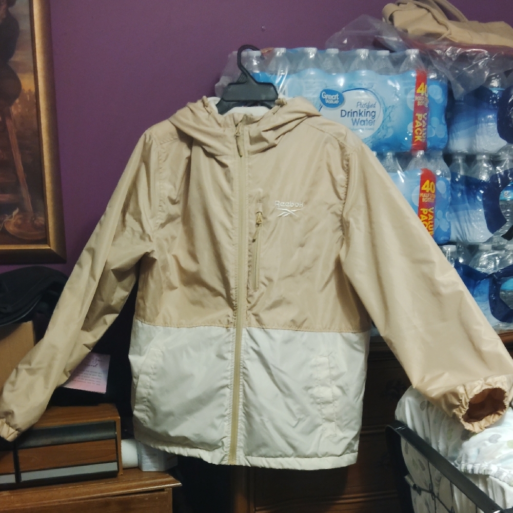 Reebok Beige And Off White Performance Top